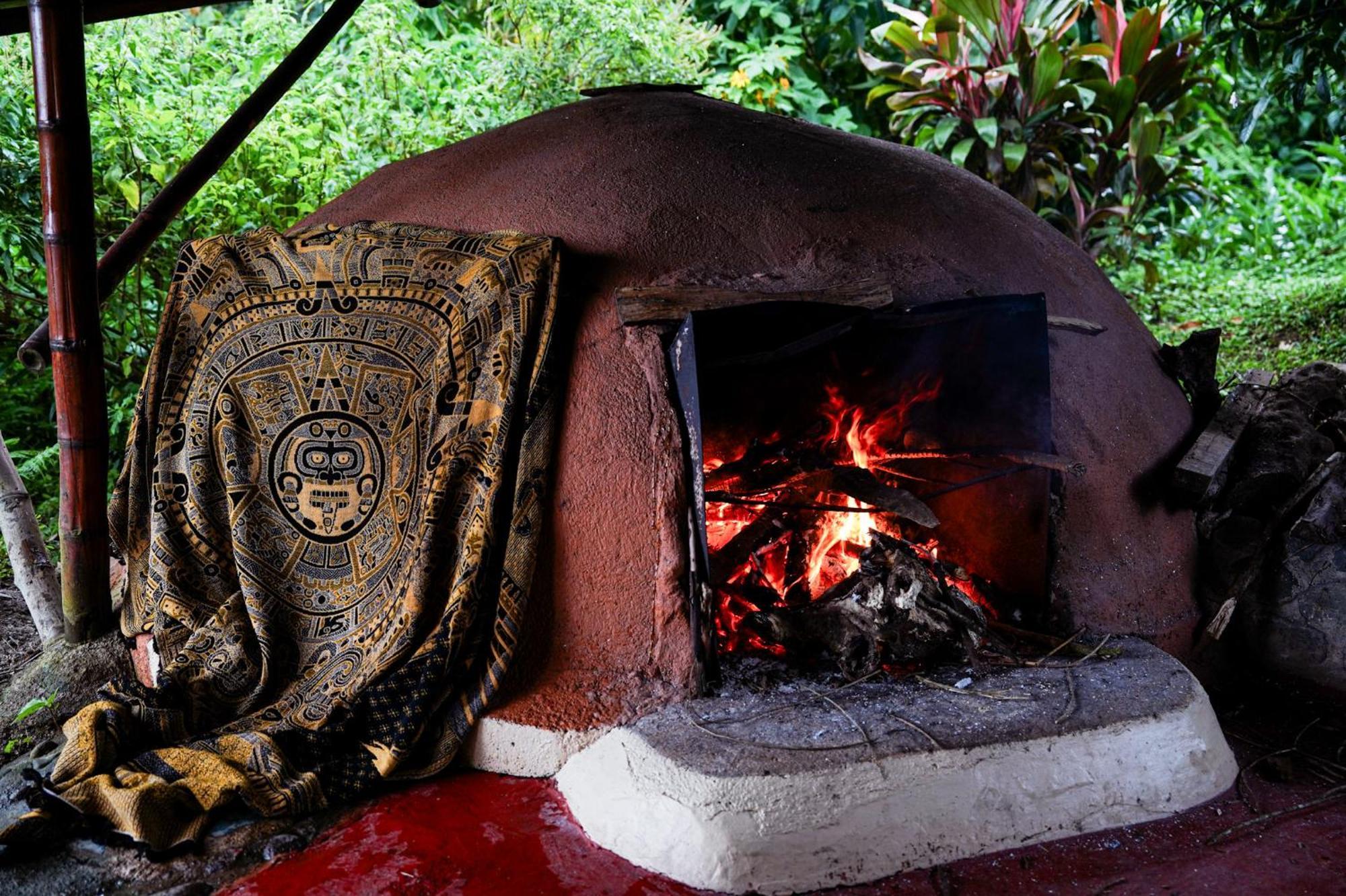 Essence Arenal Spa & Yoga El Castillo Eksteriør billede