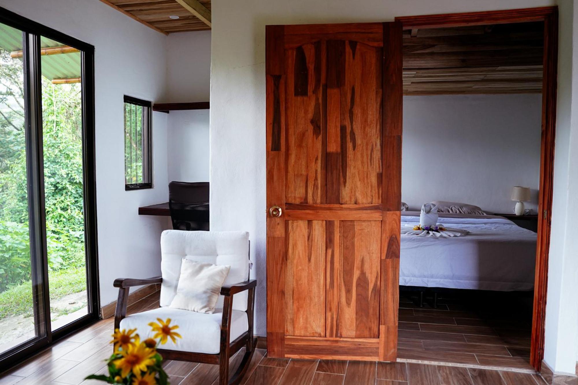 Essence Arenal Spa & Yoga El Castillo Eksteriør billede
