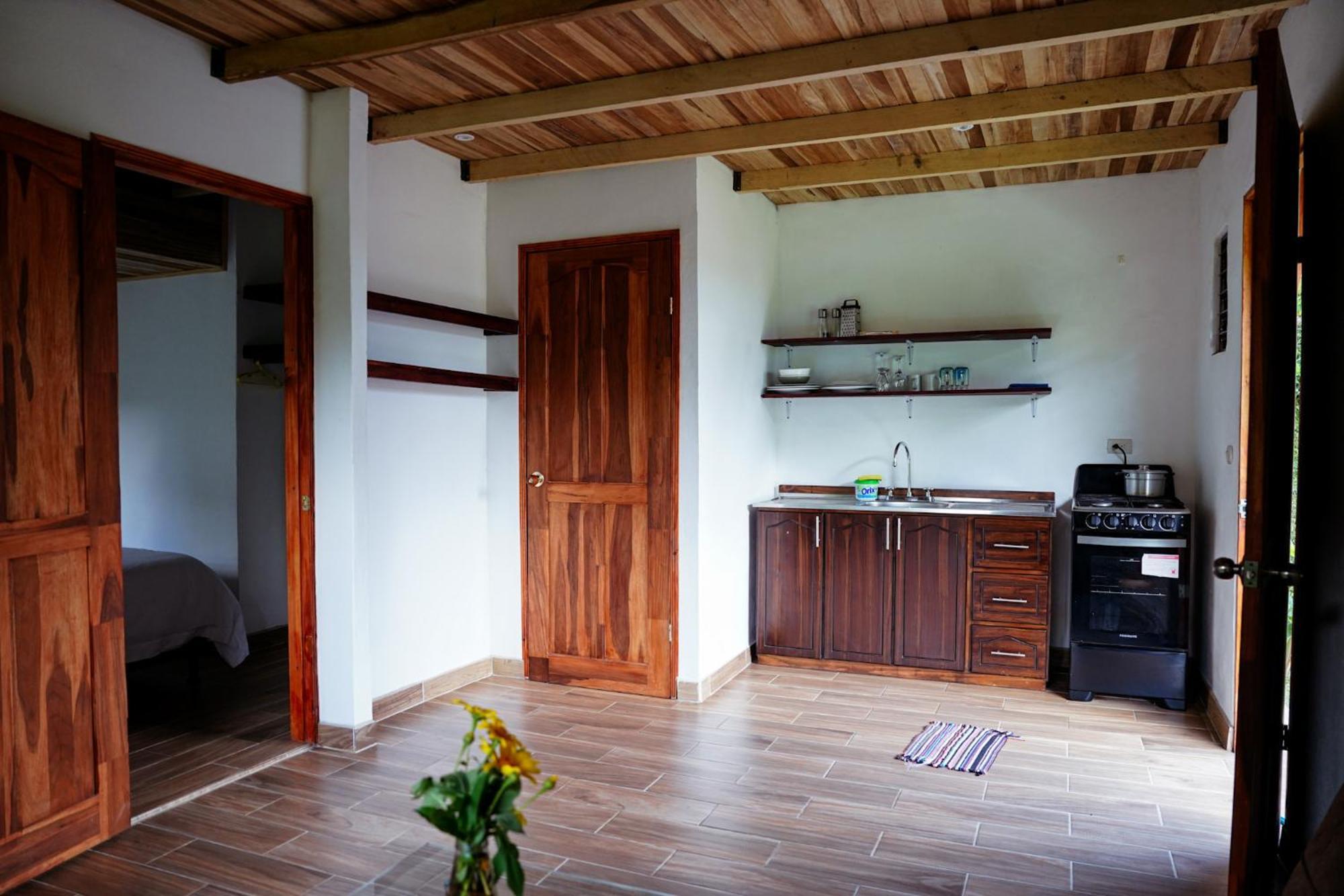Essence Arenal Spa & Yoga El Castillo Eksteriør billede