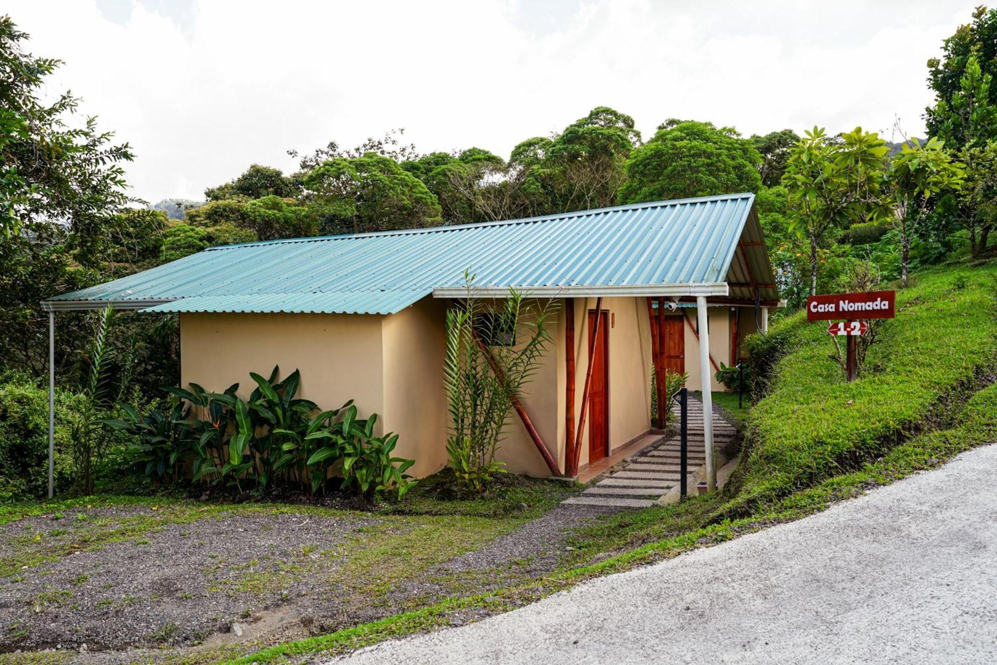 Essence Arenal Spa & Yoga El Castillo Eksteriør billede