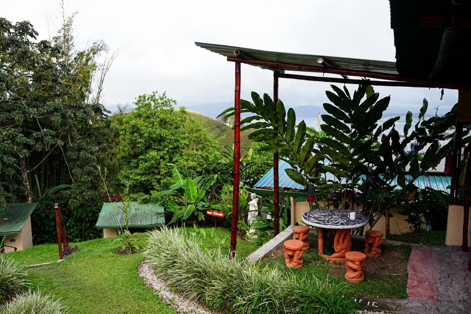 Essence Arenal Spa & Yoga El Castillo Eksteriør billede